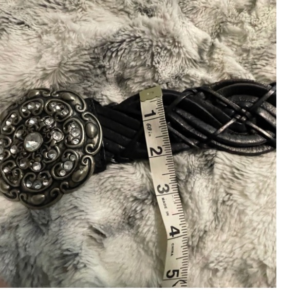 VINTAGE STATEMENT LEATHER WOMENS BELT, ,With STERLING SILVER ORNATE BUCKLE - Picture 4 of 10